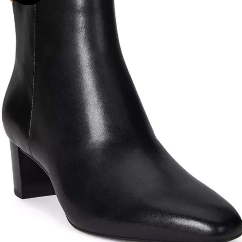 Lauren Ralph Lauren Boots NIB size 5.5